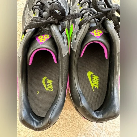 Nike ACG Wildwood black Electric Green shoes sneakers size 12